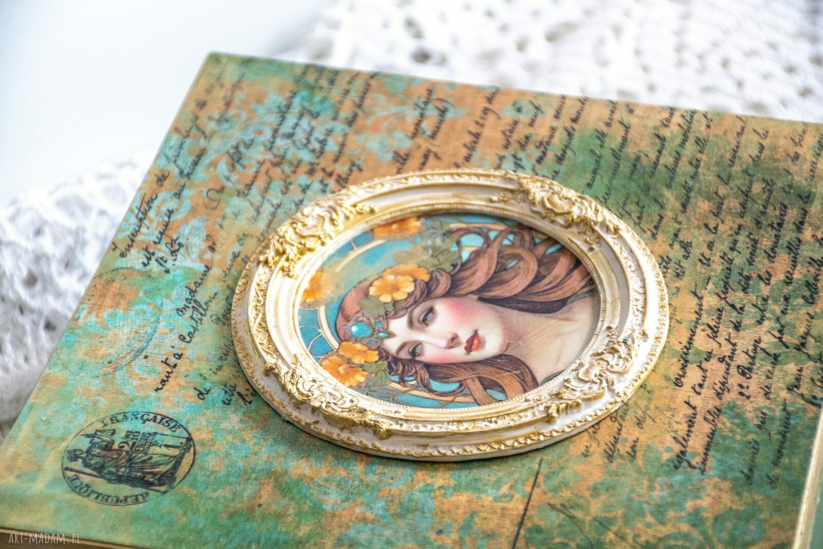 Duże pudełko drewniane art deco „Dama” dla Mamy na rocznicę ślubu