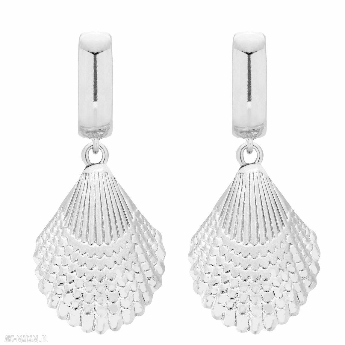 Srebrne kolczyki muszlą srebro 925 modne duże muszlami