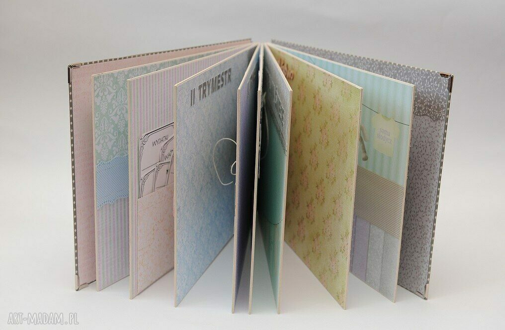 Duży album ciążowy A4 - ręcznie robiony scrapbooking z efektami 3D