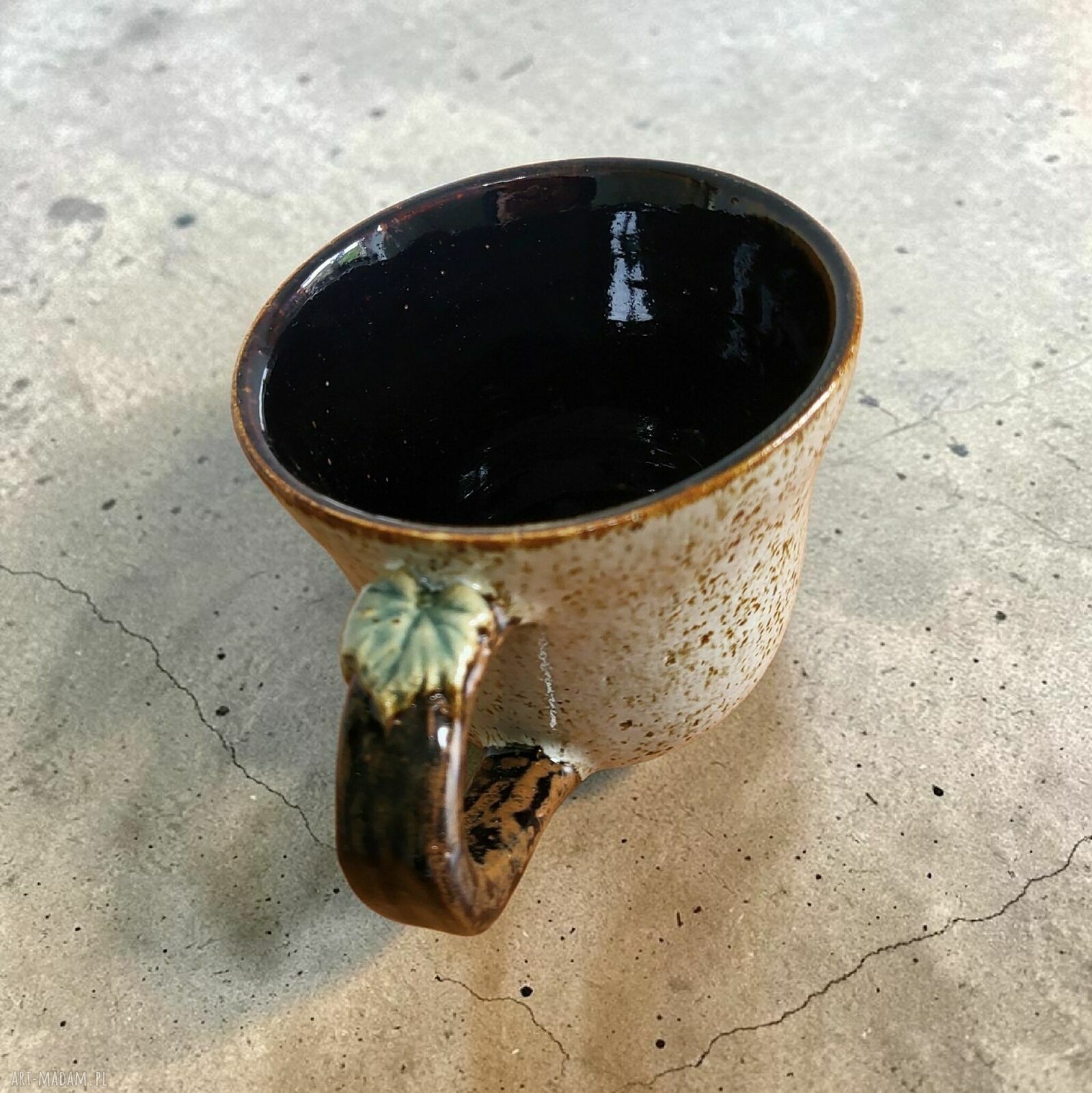 Duży ceramiczny kubek ręcznie dekorowany - prezent na herbatę