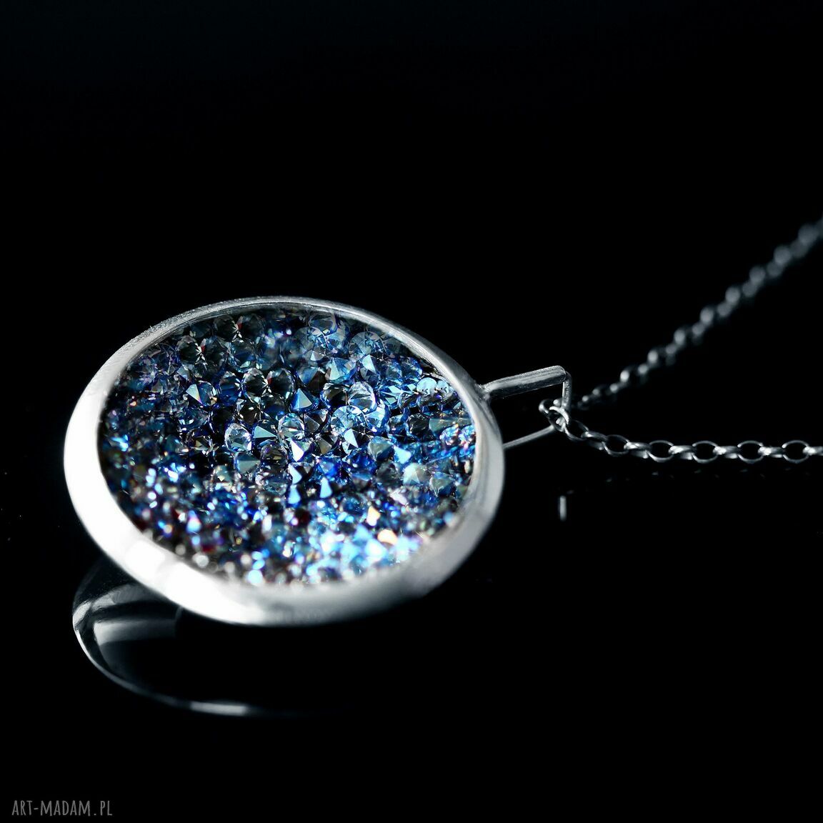 Duży wisior wysadzany kryształami Swarovski