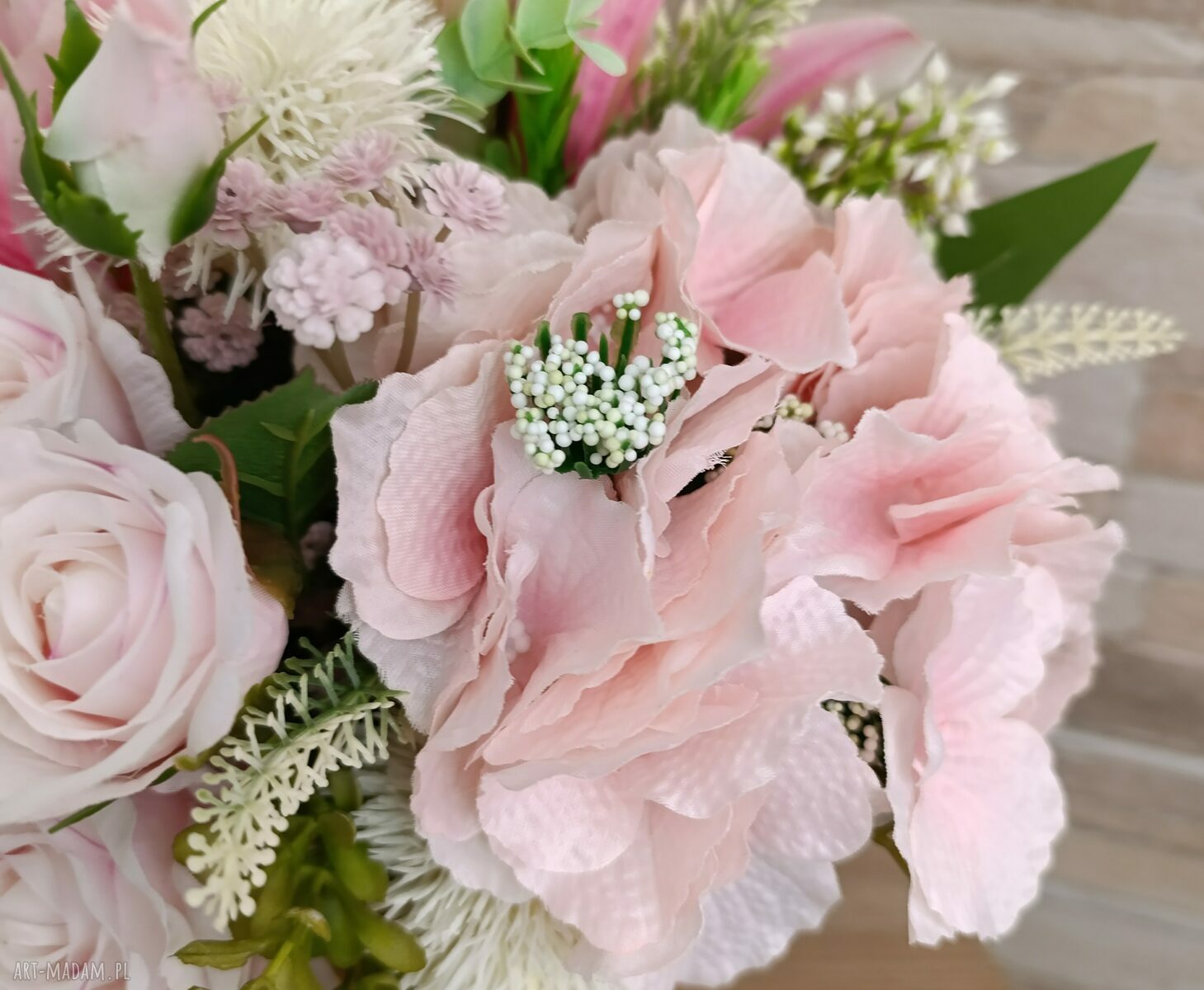 Duży złoty flowerbox z liliami - ręcznie robiona dekoracja do wnętrz