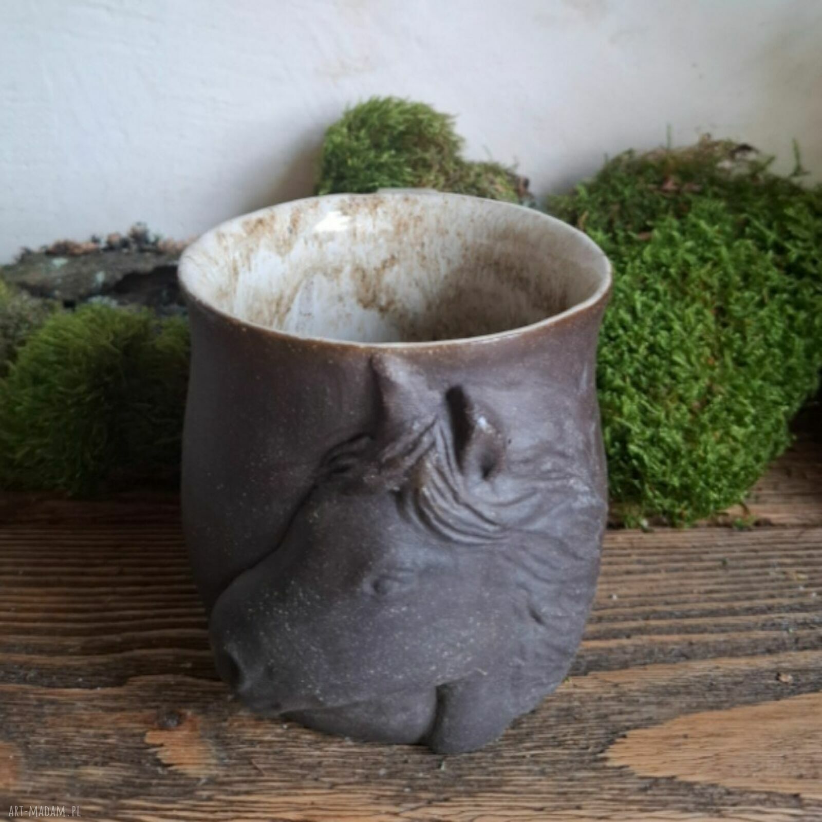 Duży kubek ceramiczny z koniem - ręcznie robiony, 500 ml