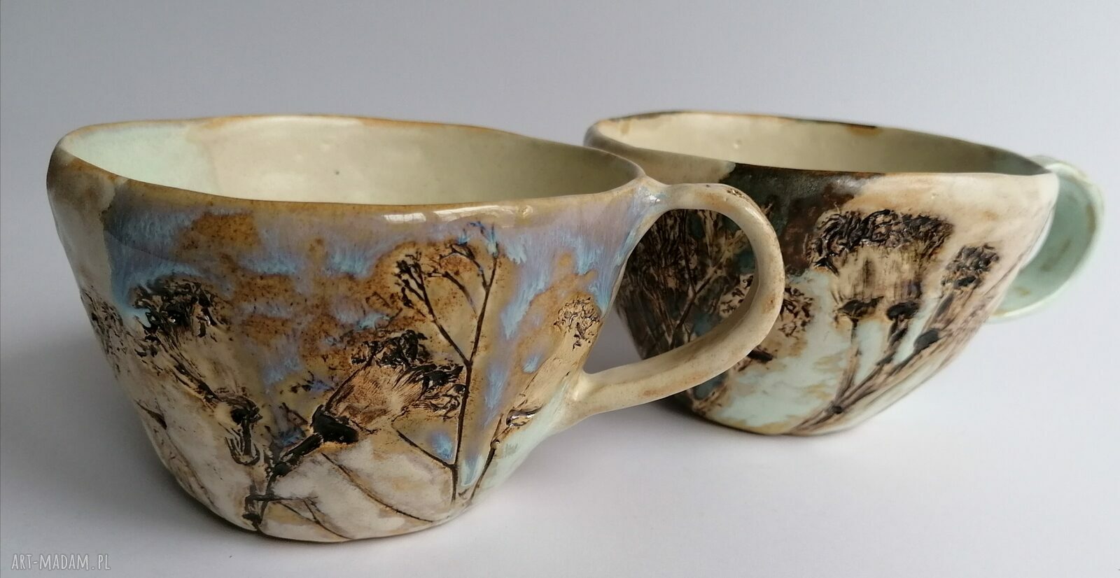 Duży kubek ceramiczny „Jak bukiet kwiatów” - rękodzieło z gliny szamotowej