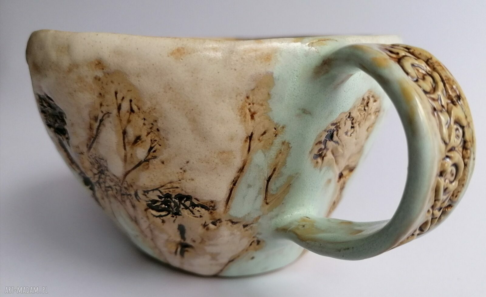Duży kubek ceramiczny „Jak bukiet kwiatów” - rękodzieło z gliny szamotowej