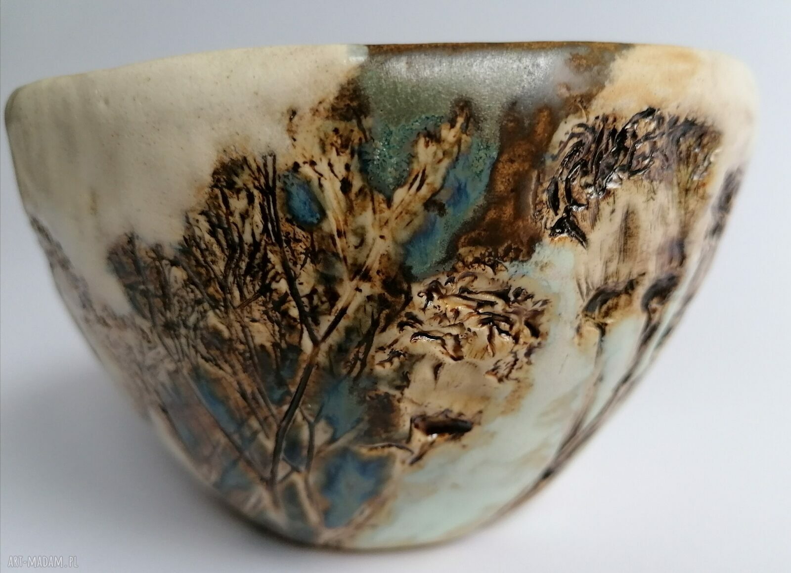 Duży kubek ceramiczny „Jak bukiet kwiatów” - rękodzieło z gliny szamotowej