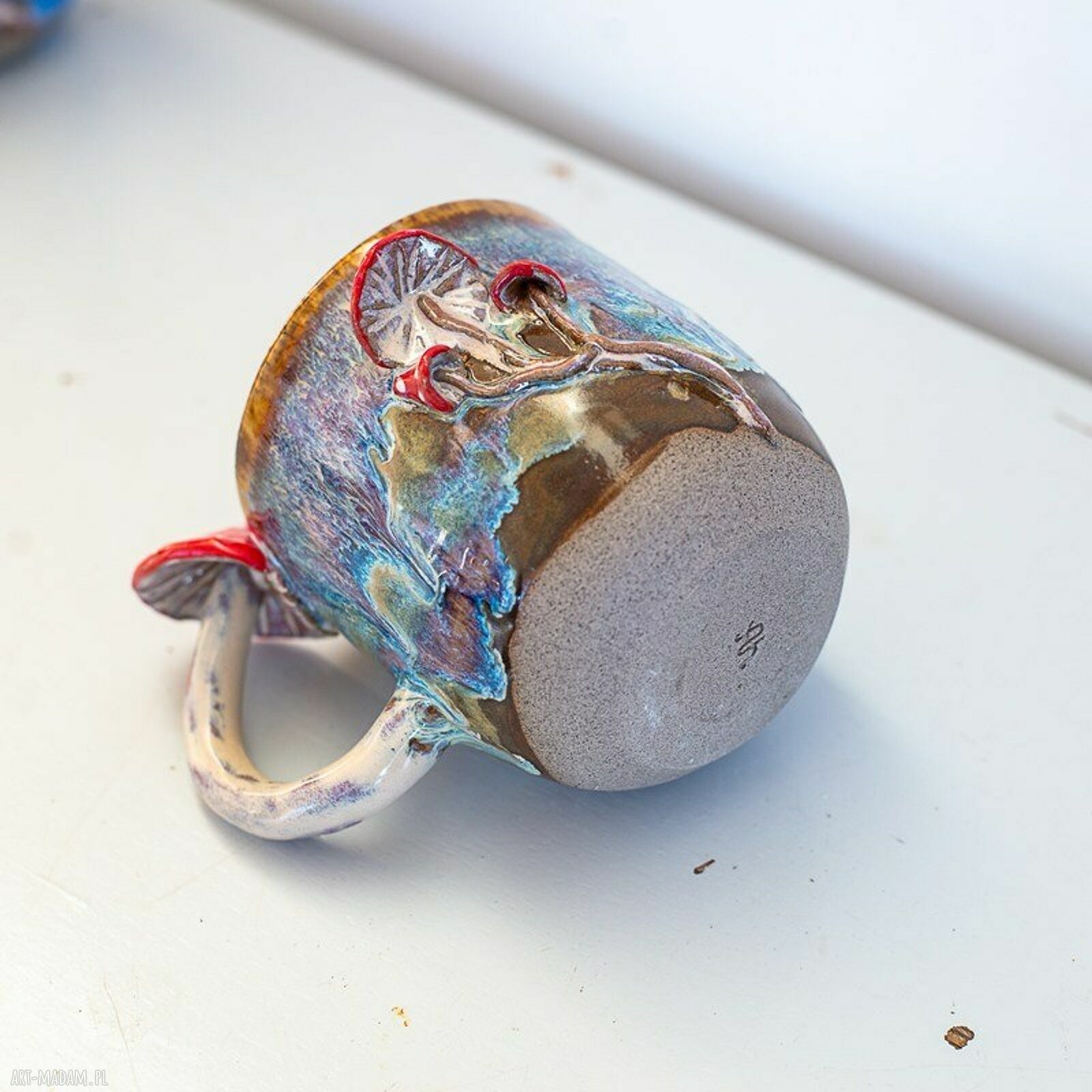 Duży kubek z muchomorem handmade Bubble gum beton - ok. 600 ml