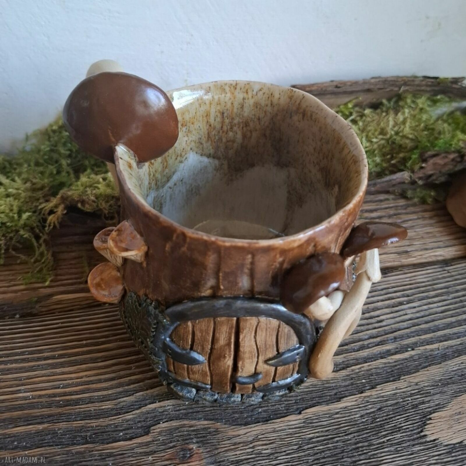Duży kubek ceramiczny z motywem lasu i drzwi - bajkowy klimat 500 ml