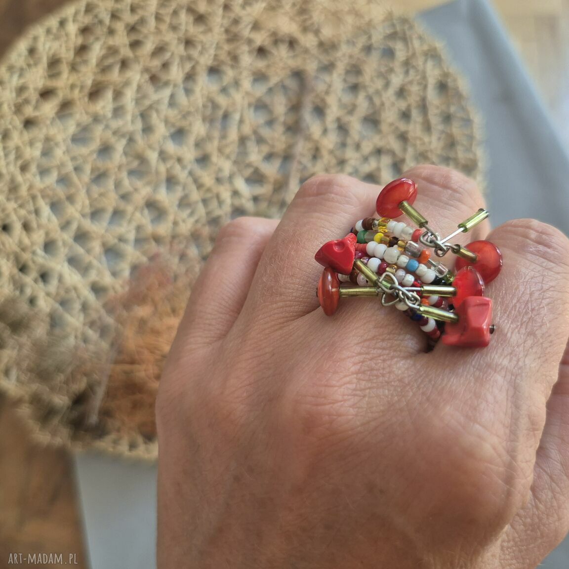 Duży pierścionek regulowany box w1 boho folk - czerwony