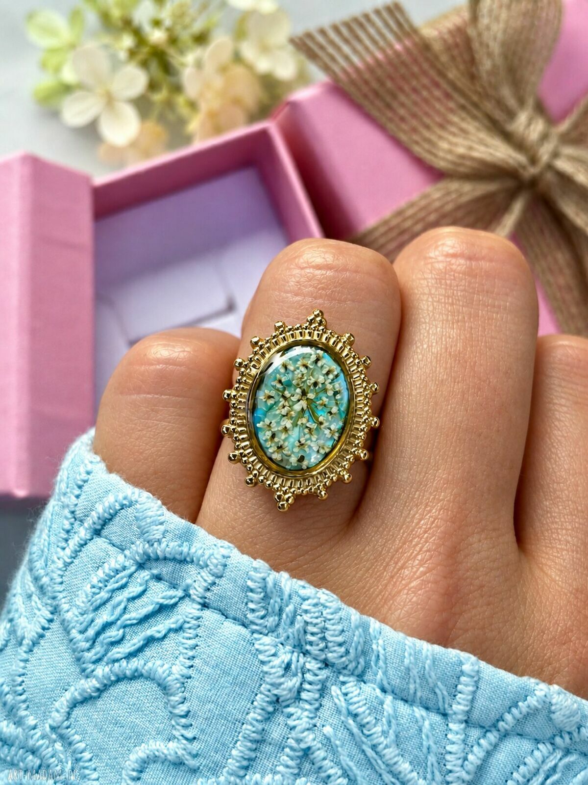 Ręcznie robiony pierścionek handmade dla kobiet