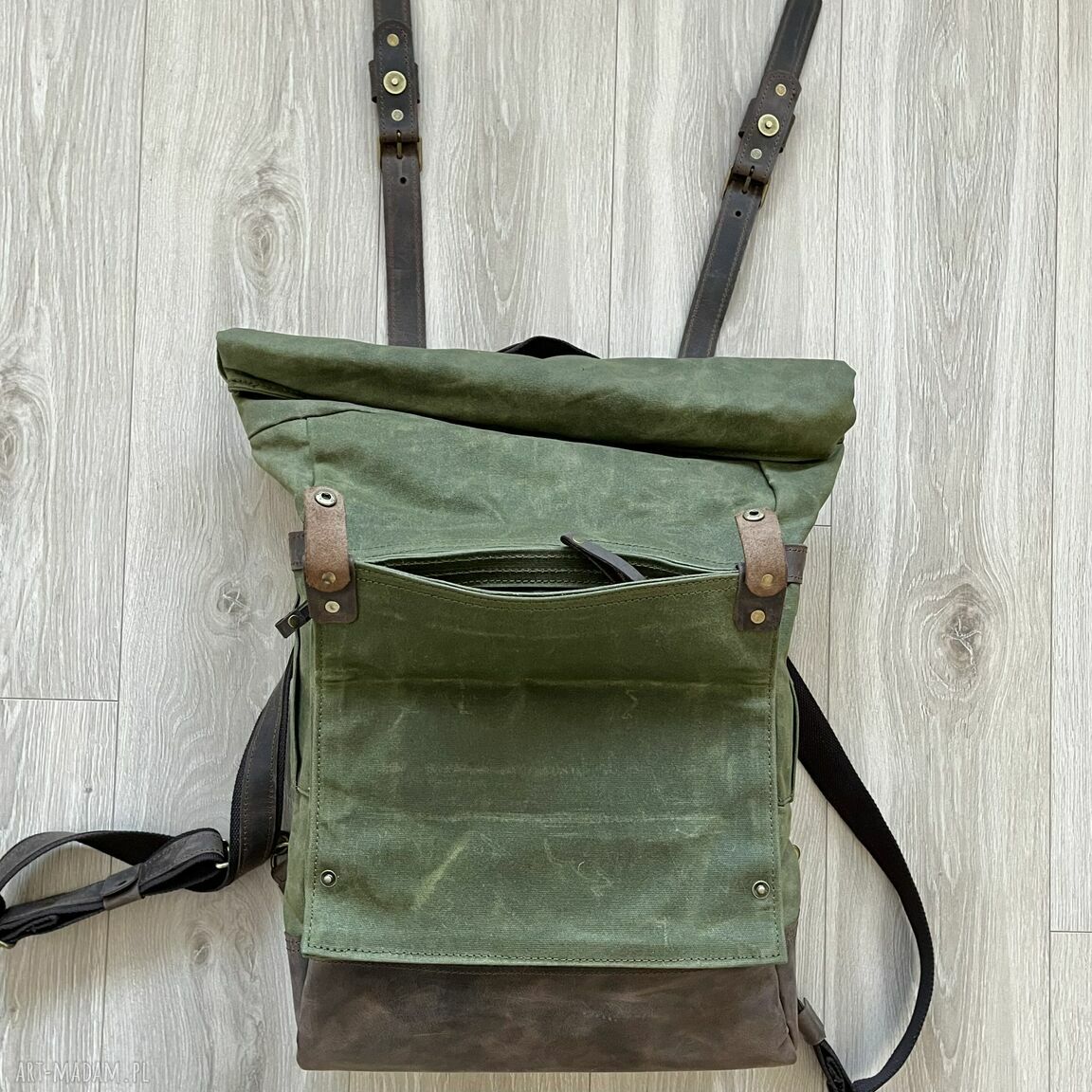 plecaki: Duży plecak ze skóry i bawełny woskowanej zielono brązowy. Vintage. HandMade