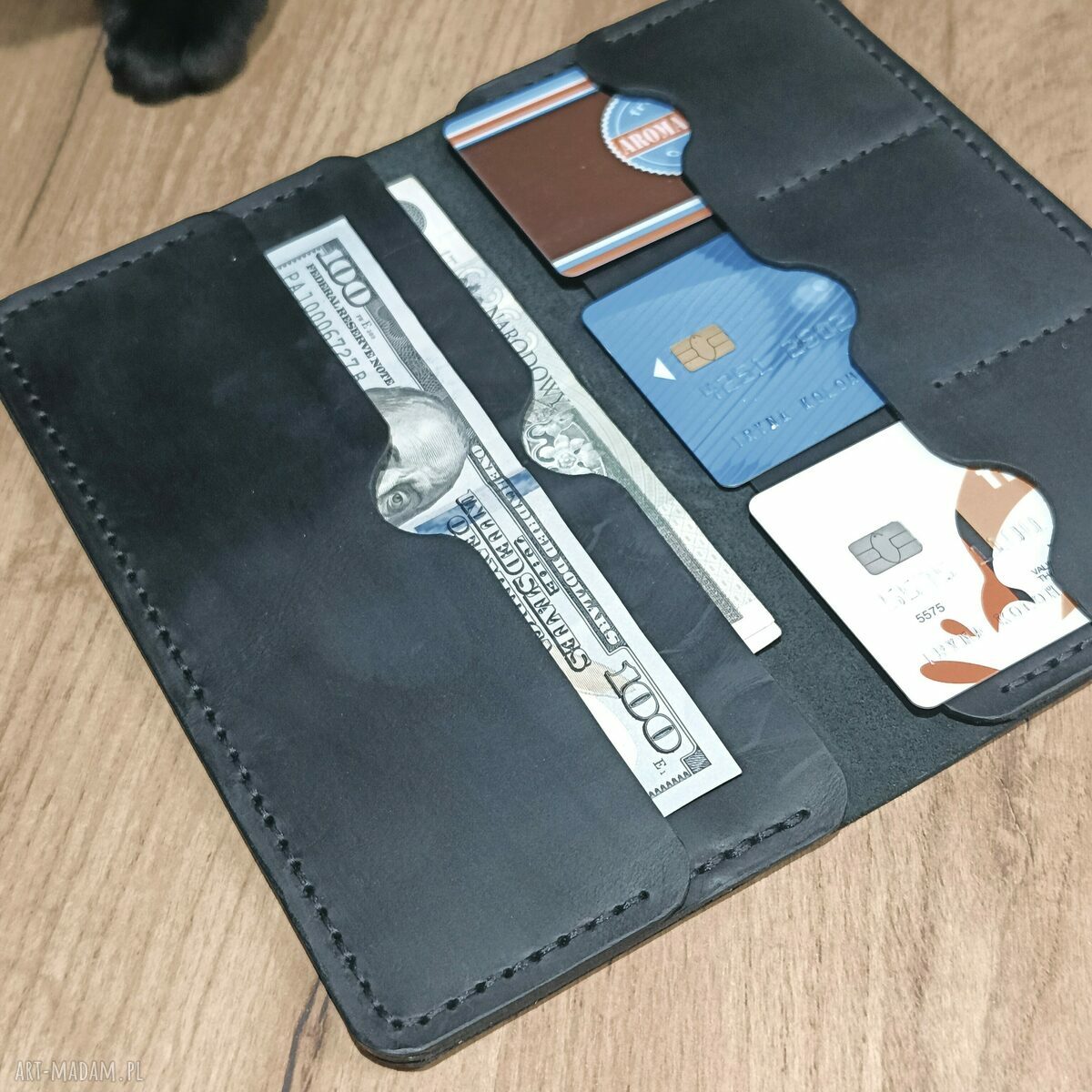 Duży skórzany portfel Luniko z grawerem - 3 kieszenie na karty i banknoty