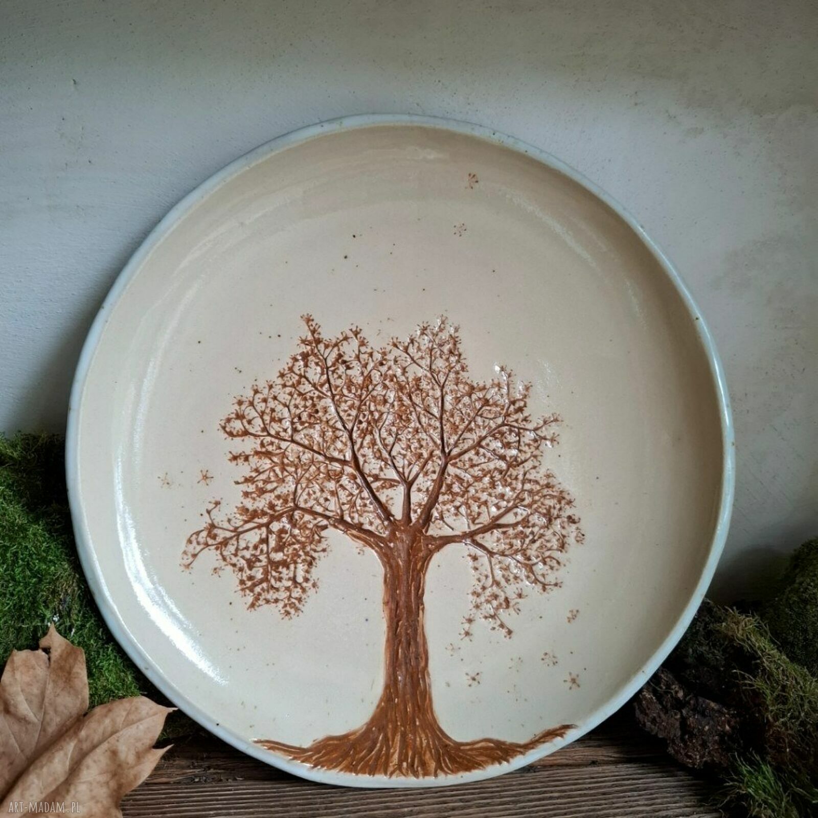 Duży talerz ceramiczny z motywem drzewa