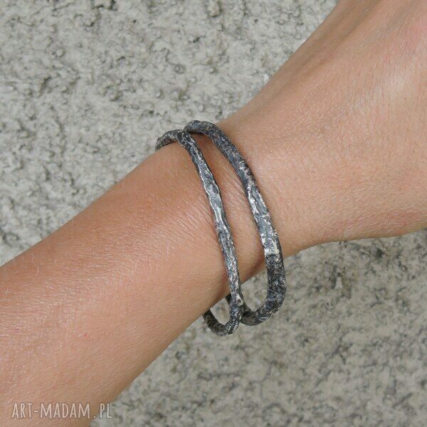 Masywna bransoleta bangle - dwie bransolety z oksydowanego srebra 925