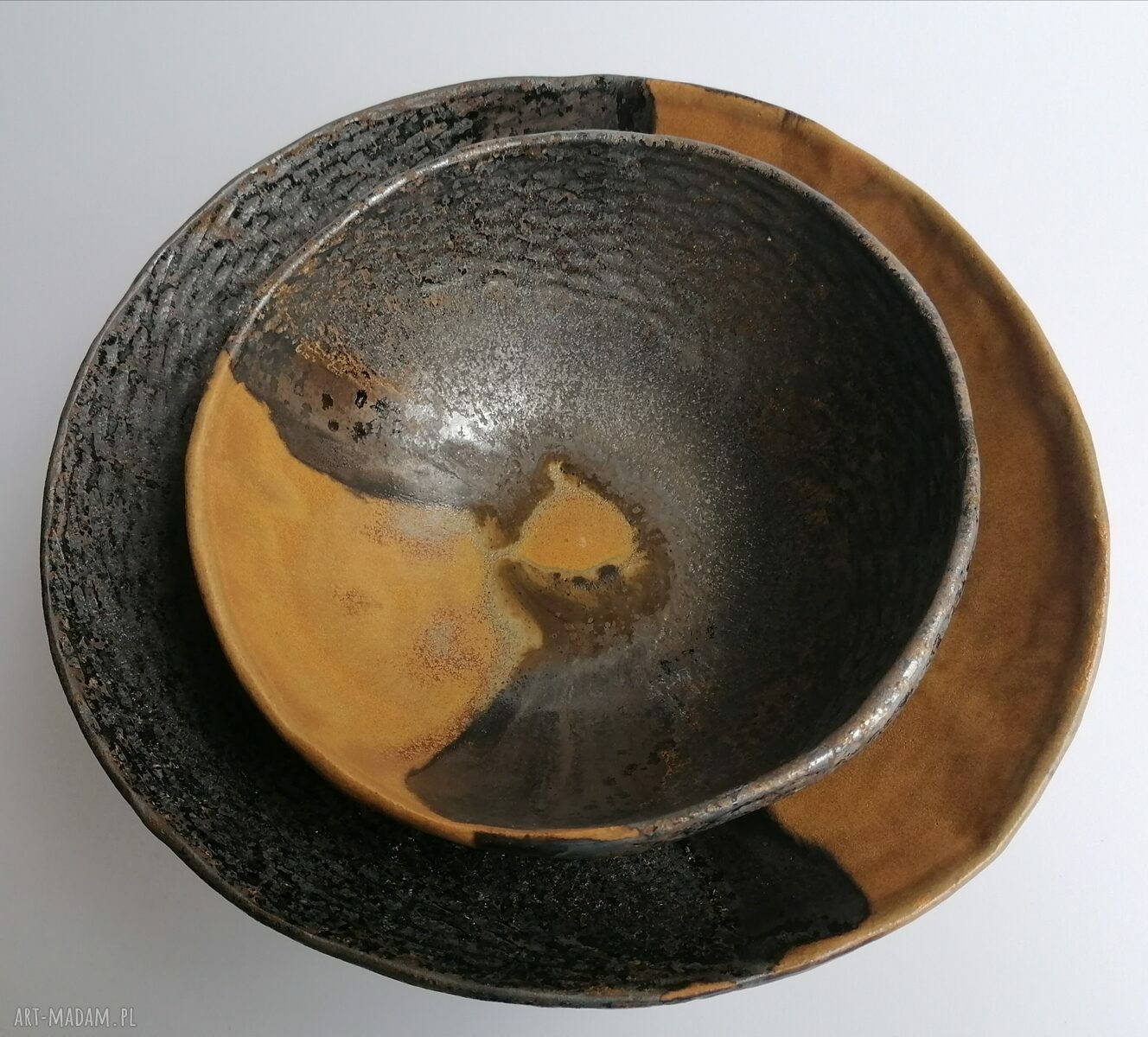 Dwie misy ceramiczne na bogato - miedź, złoto i srebro