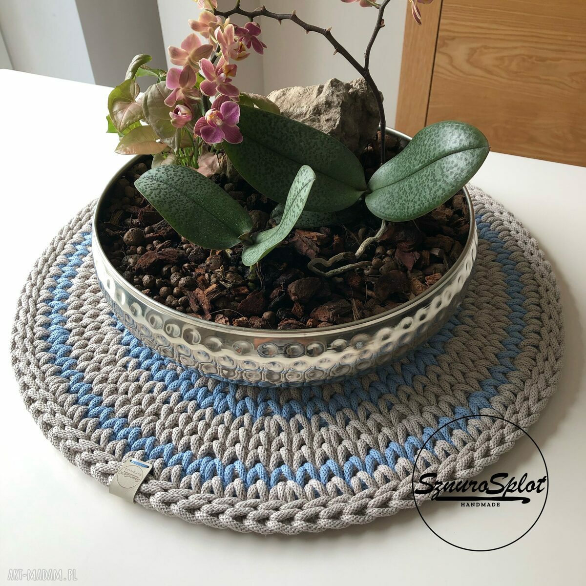 Dwukolorowa podkładka na stół 50 cm pod talerze - elegancki prezent