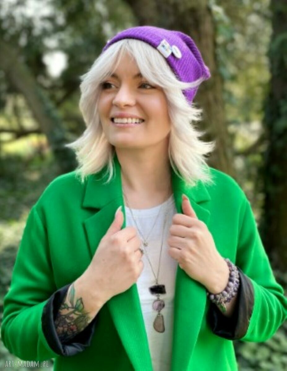Czapka dwustronna beanie fioletowa z kolorowym logo