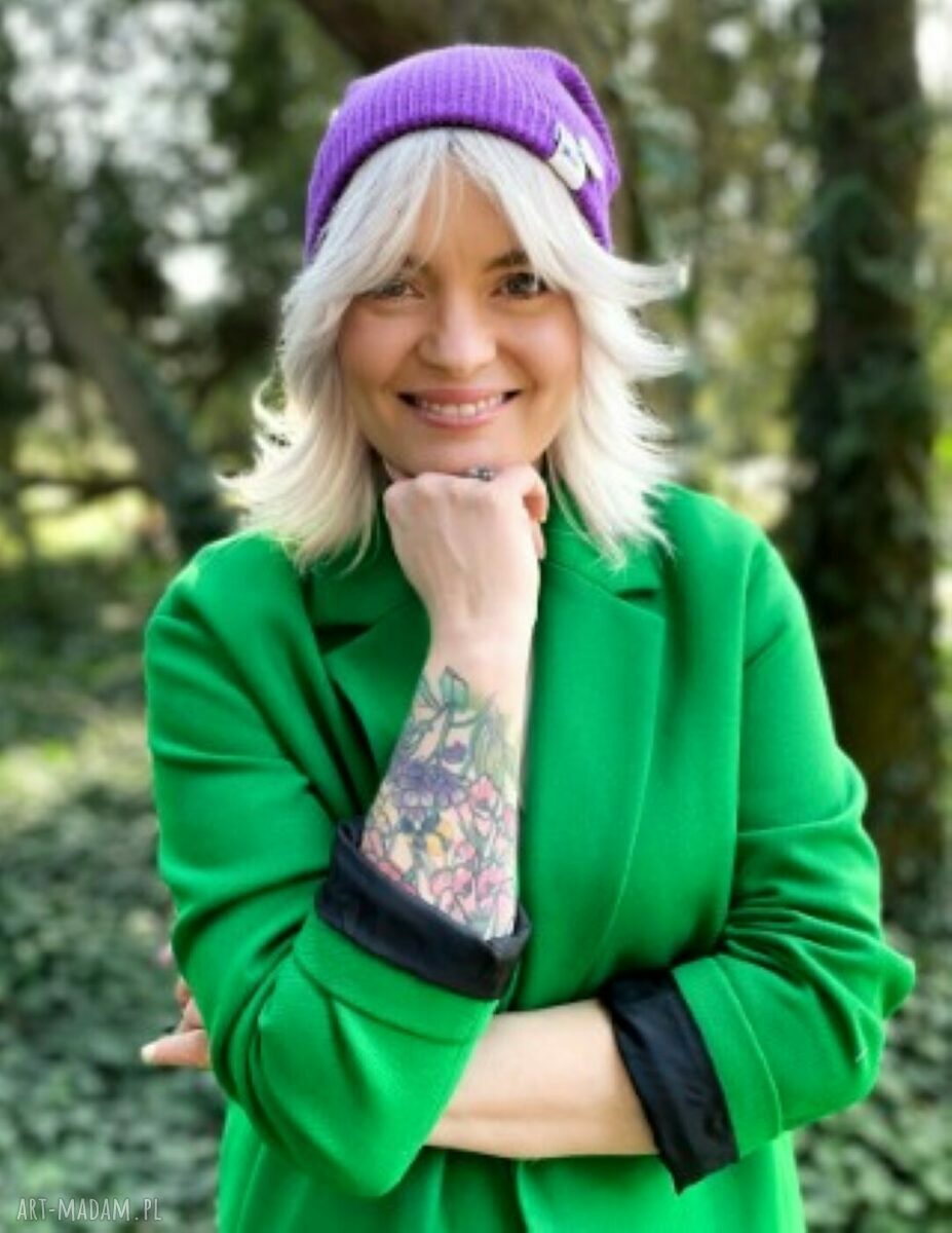 Czapka dwustronna beanie fioletowa z kolorowym logo