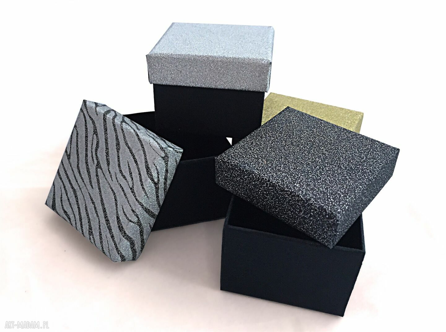 naszyjniki: Dwustronny kulisty medalion Gra o Tron 0240 51SPS HandMade