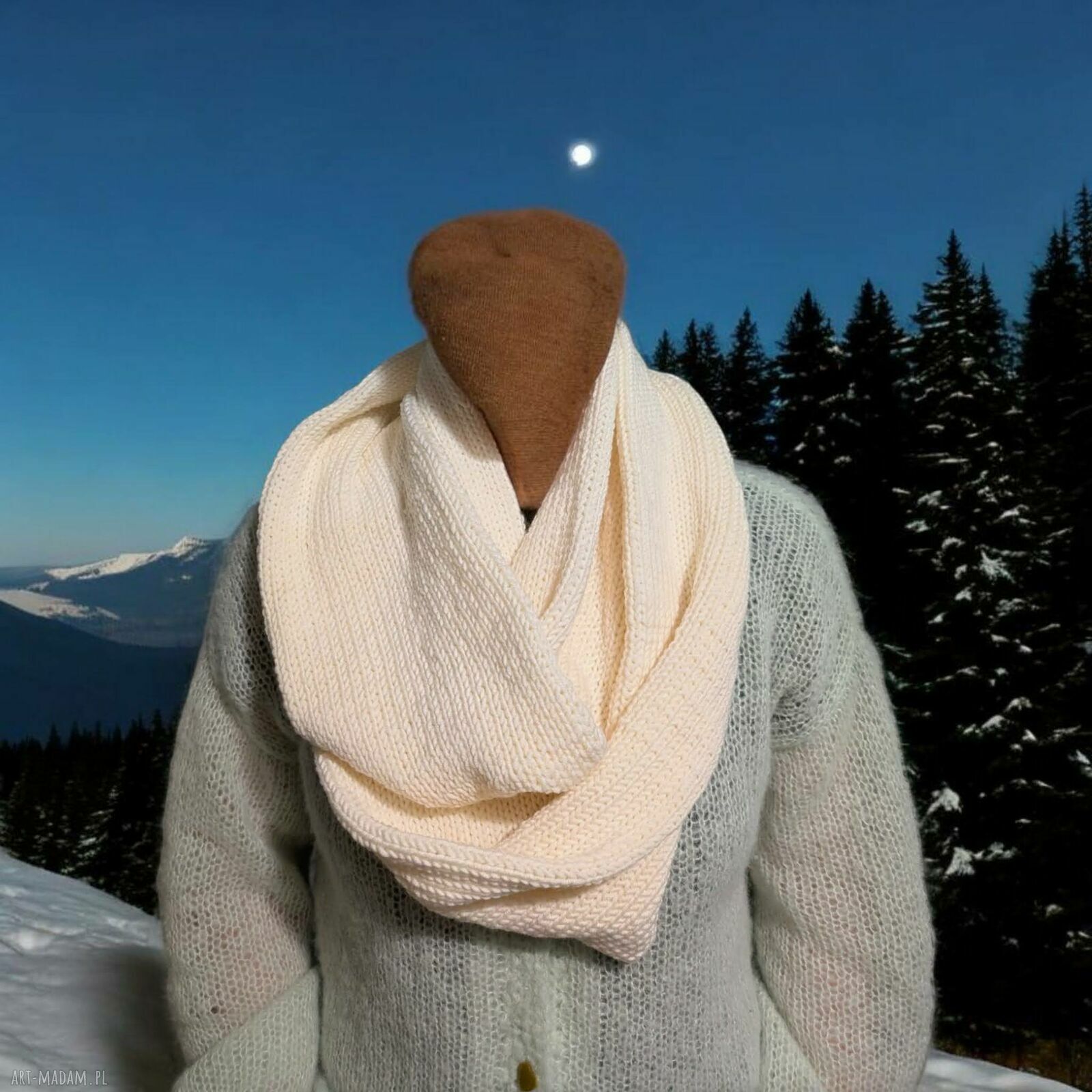 Ręcznie robiony szalik damski handmade