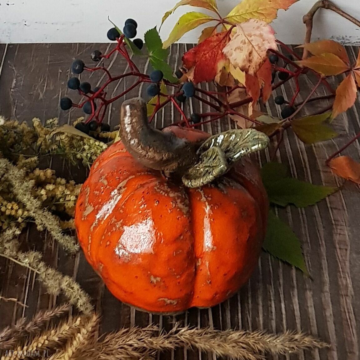 Dynia figurka - jesienne dodatki i Halloween