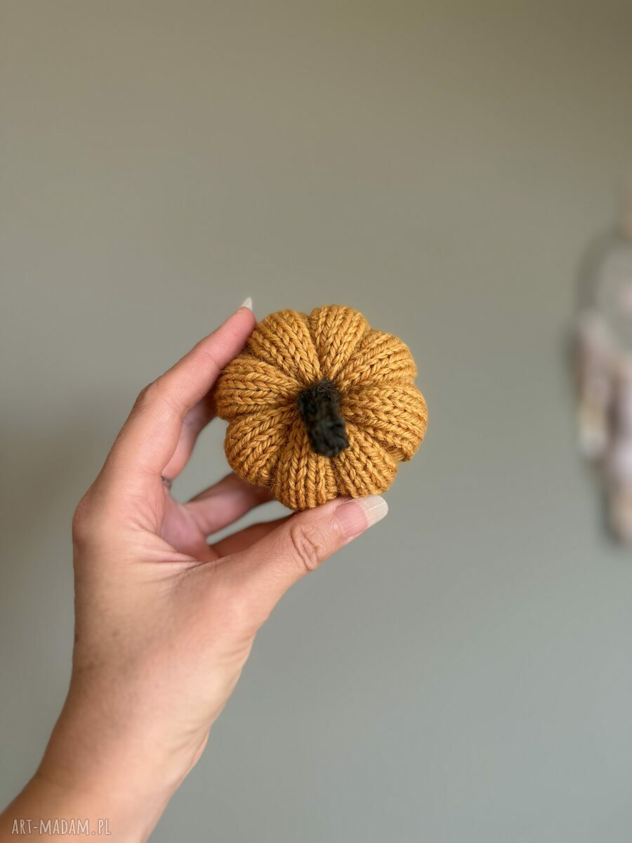 Dynia ozdobna handmade na drutach, rozmiar S - pomarańczowa 1 szt
