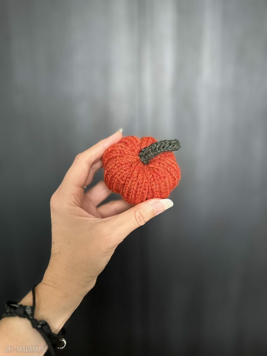 Dynia ozdobna z wełny handmade - rozmiar S, ciemnopomarańczowa