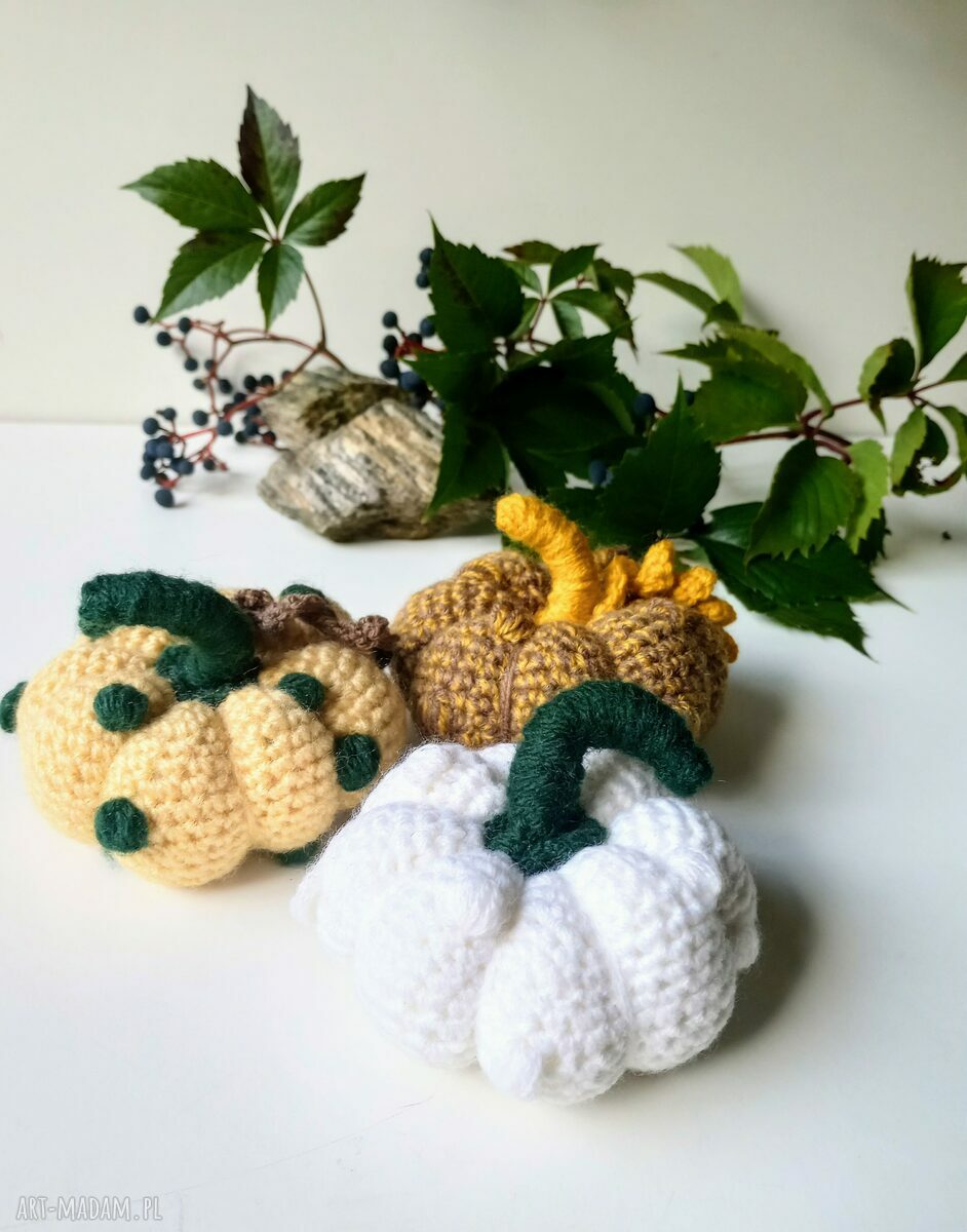 Kolorowa dynia szydełkowa handmade na Halloween i jesień - wybierz swój kolor