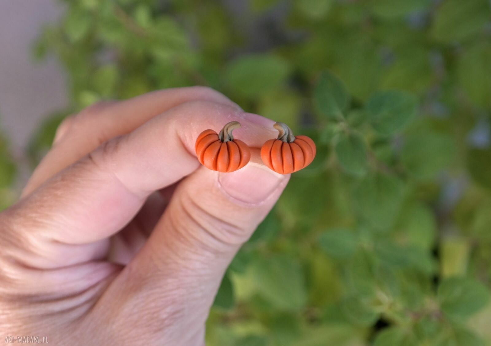 Pomarańczowe dynie - kolczyki wkrętki handmade na jesień i Halloween