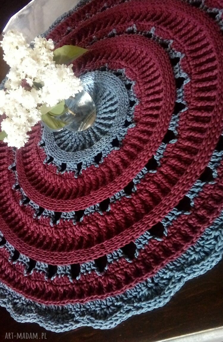 Dywan Burgund ze sznurka bawełnianego - rękodzieło na szydełku (77 cm)