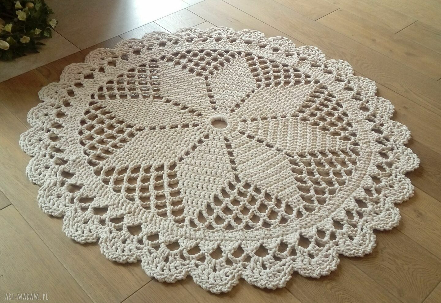 Dywan Dace 130 cm beżowy - okrągła mandala lace na szydełku