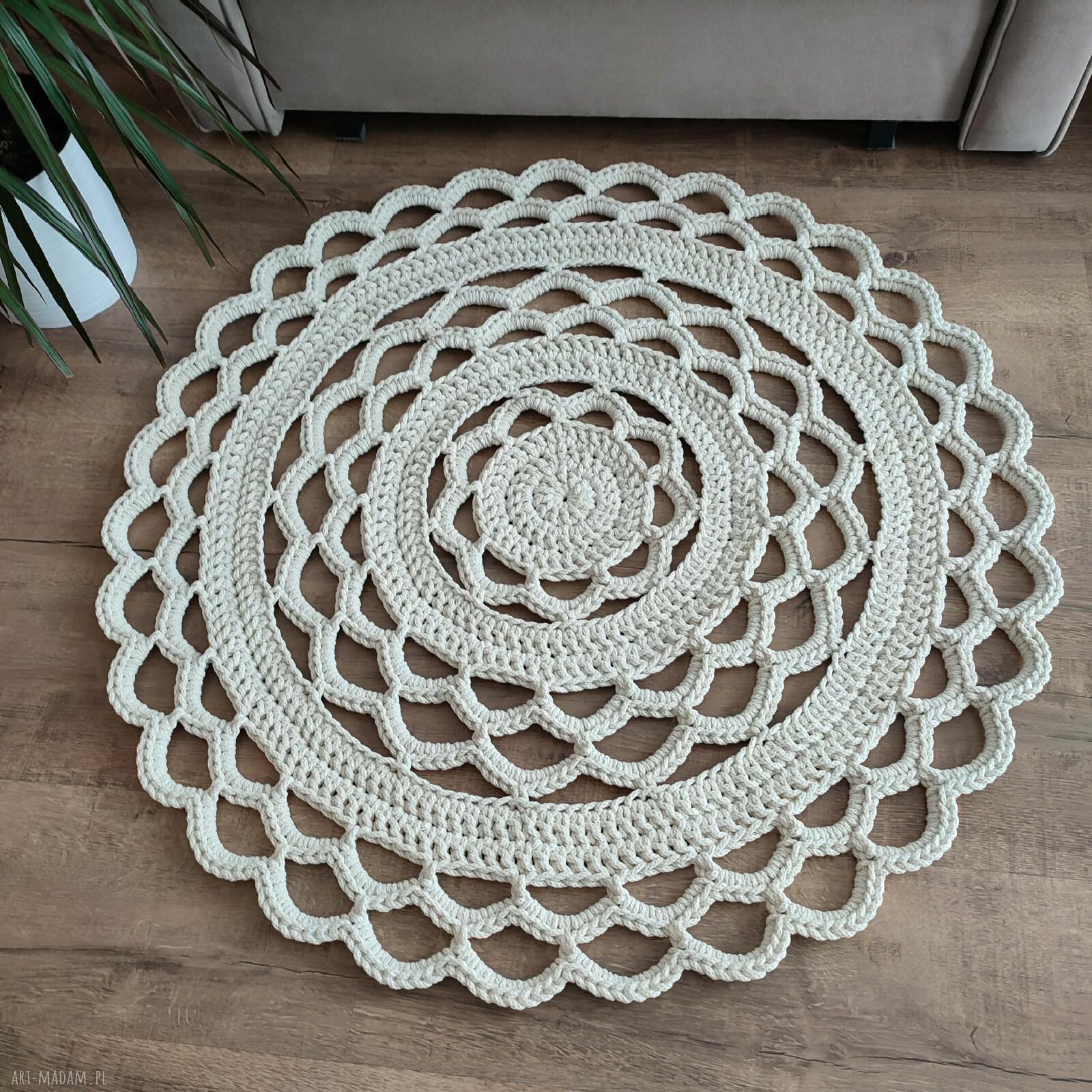 Dywan okrągły ze sznurka bawełnianego szydełkowy 90 cm