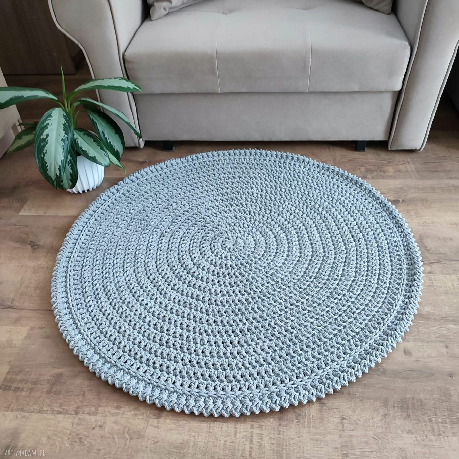 Okrągły dywan szydełkowy ze sznurka bawełnianego 90 cm