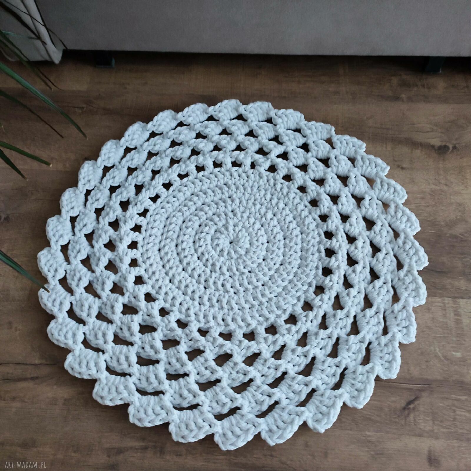Dywan szydełkowy okrągły ze sznurka bawełnianego 60 cm