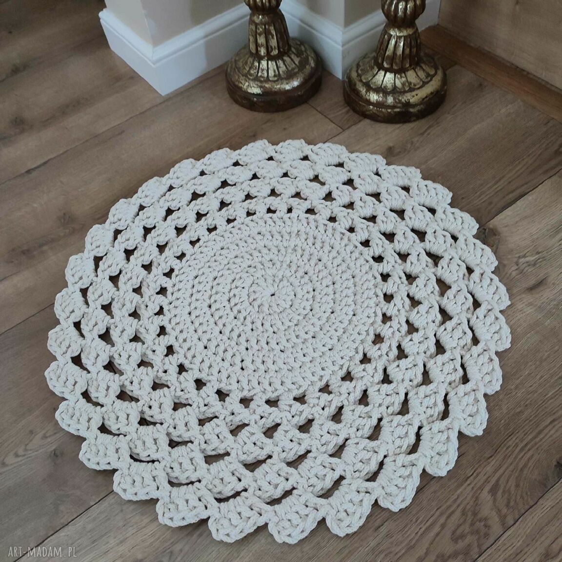 Dywan szydełkowy ze sznurka 60 cm - okrągły dywan ozdobny