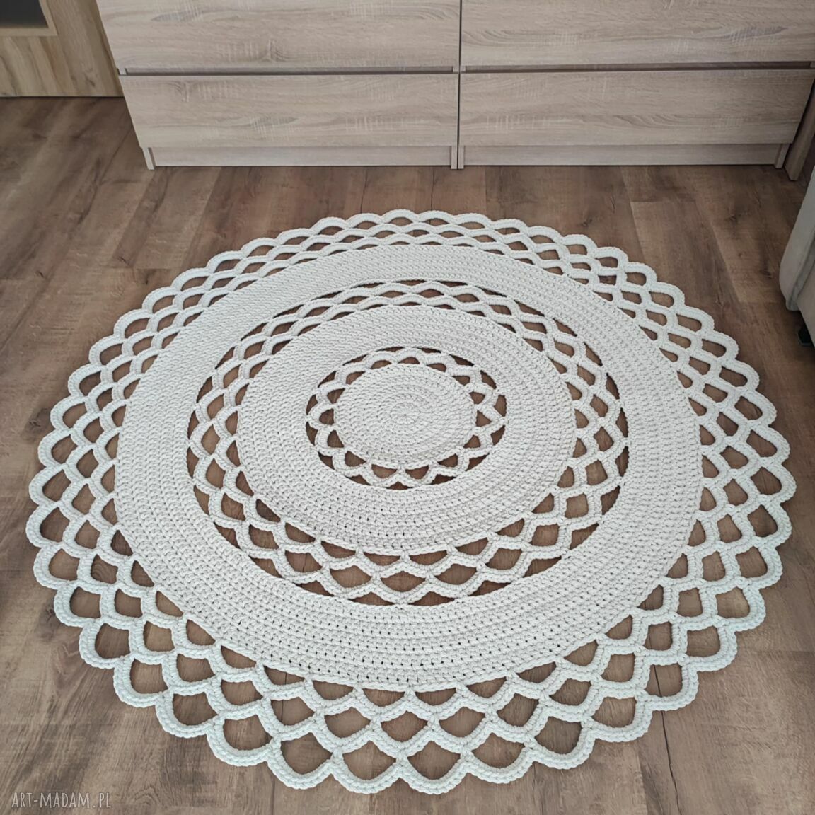 Dywan szydełkowy okrągły ze sznurka 150 cm - ecru