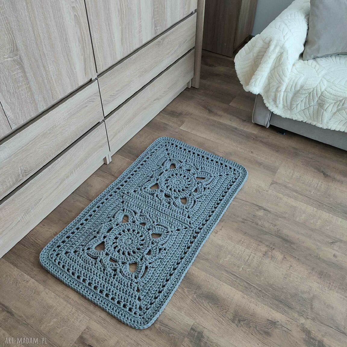 Dywan szydełkowy prostokątny Boho 55 x 95 cm - przytulna dekoracja do sypialni