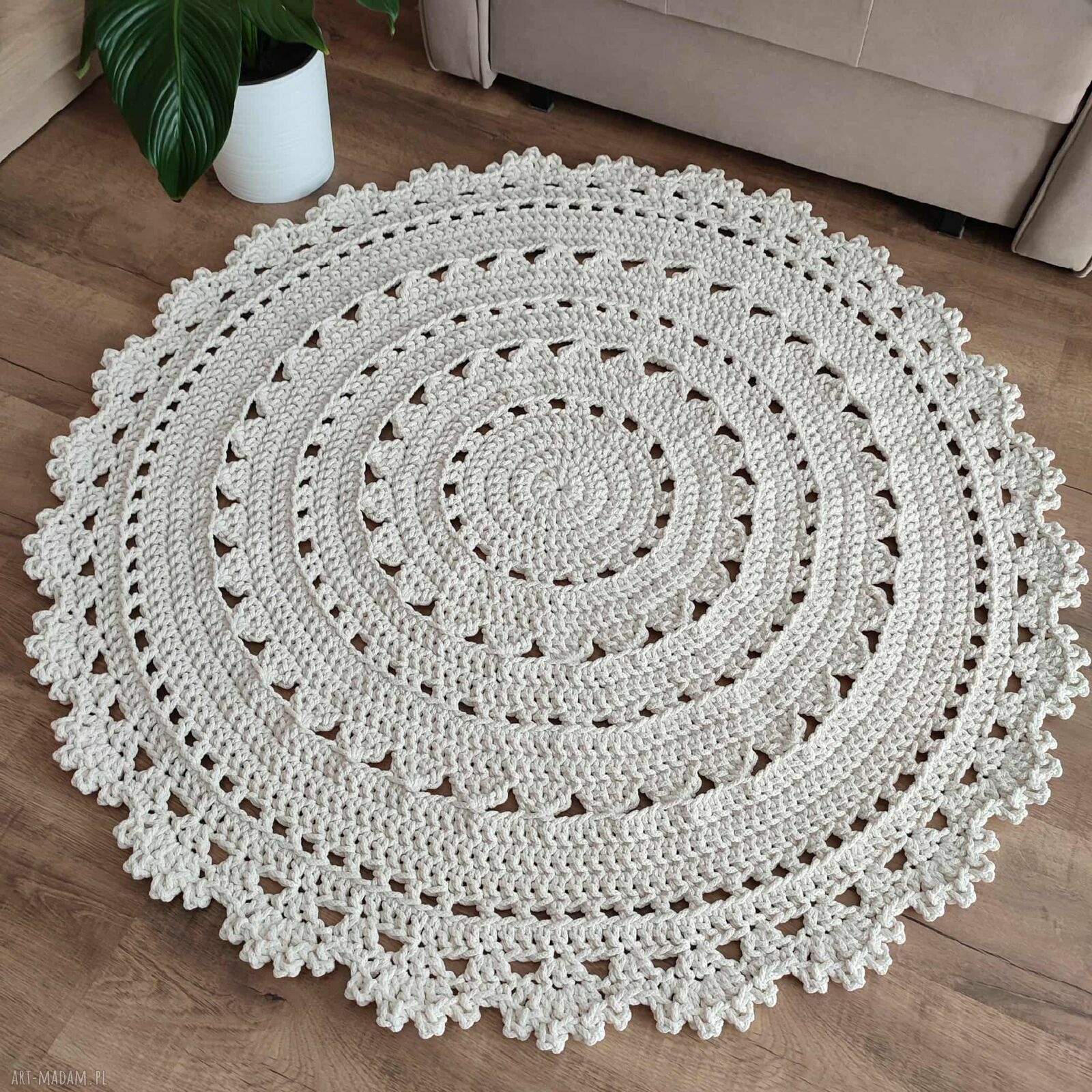 Ręcznie szydełkowany dywan okrągły 120 cm z bawełnianego sznurka