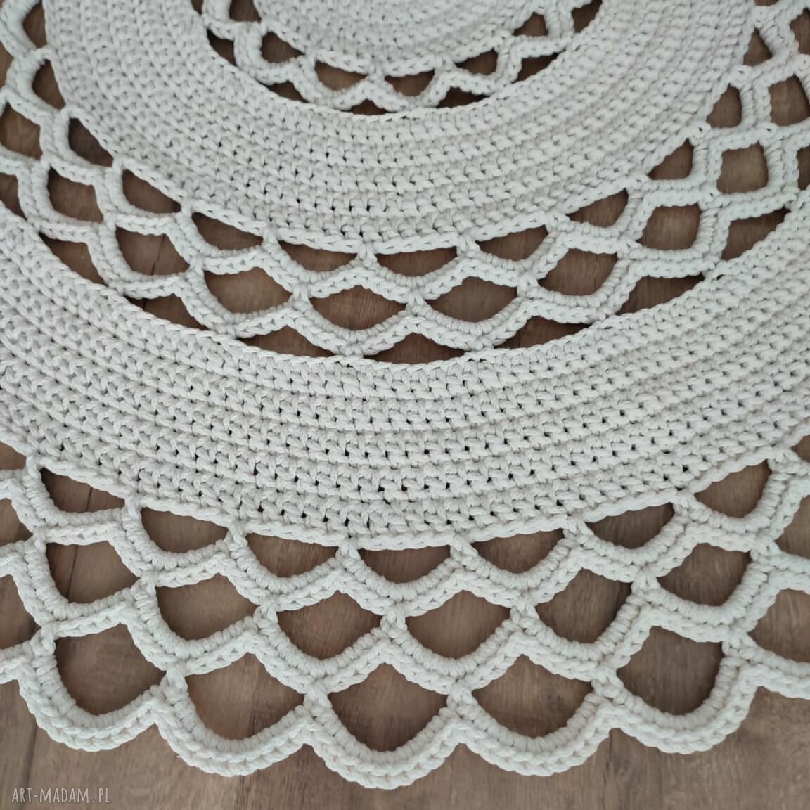 Dywan szydełkowy okrągły ze sznurka 150 cm - ecru