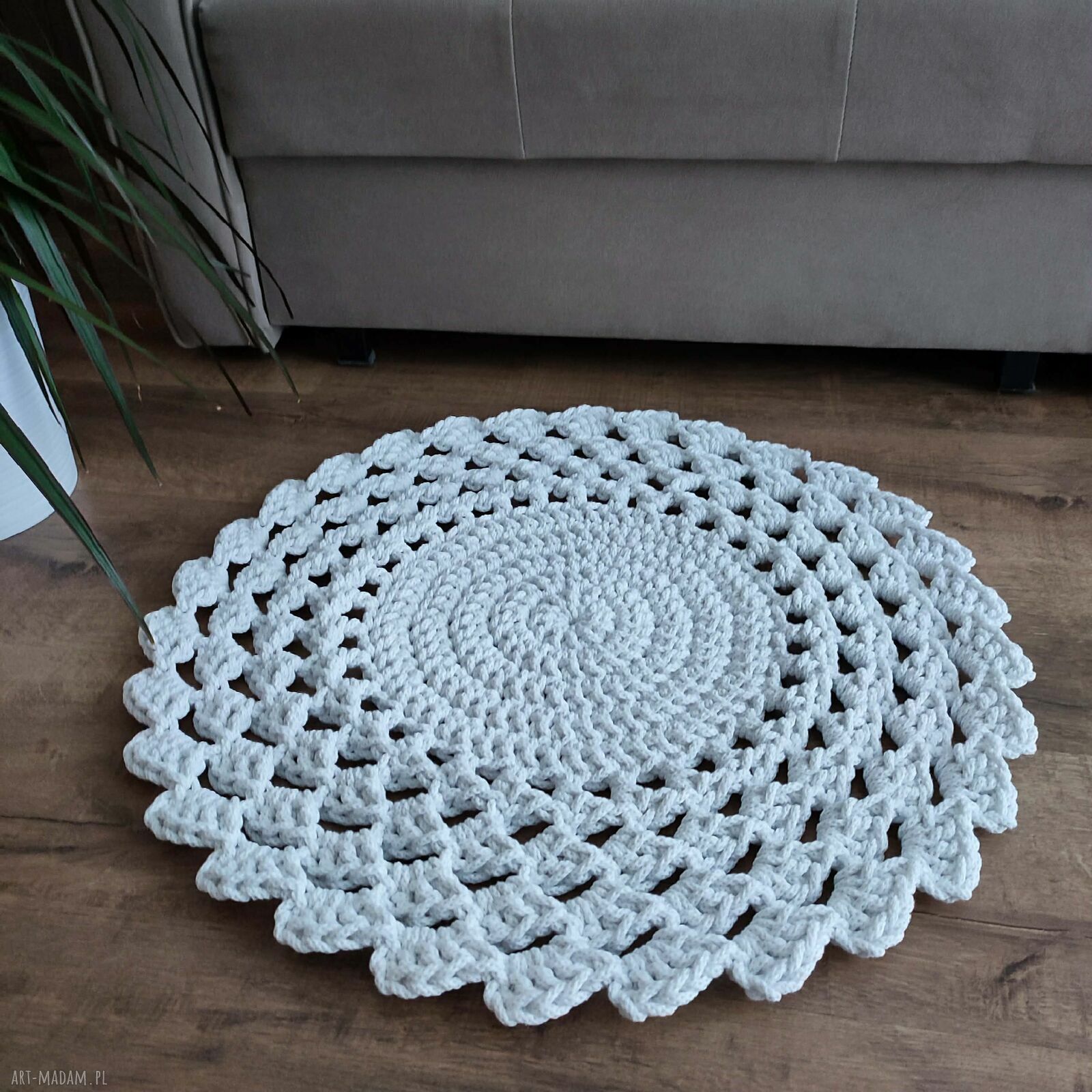 Dywan szydełkowy okrągły ze sznurka bawełnianego 60 cm