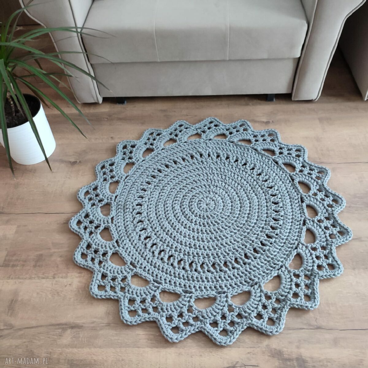 Okrągły dywan szydełkowy ze sznurka bawełnianego 90 cm - ręcznie robiony