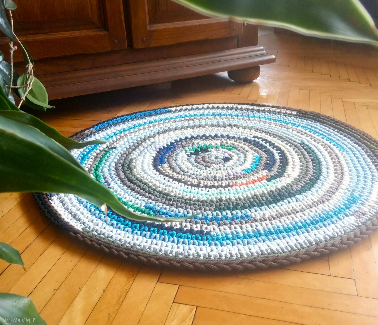 Dywan w paski z bawełnianego sznurka - okrągły 78 cm, rękodzieło do Twojego wnętrza