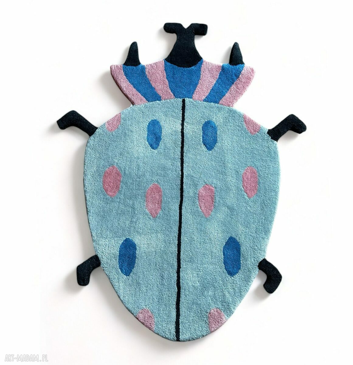 Dywan wełniany Charlie Beetle 120x96 cm - ręcznie tuftowany, żuk w pokoju dziecka