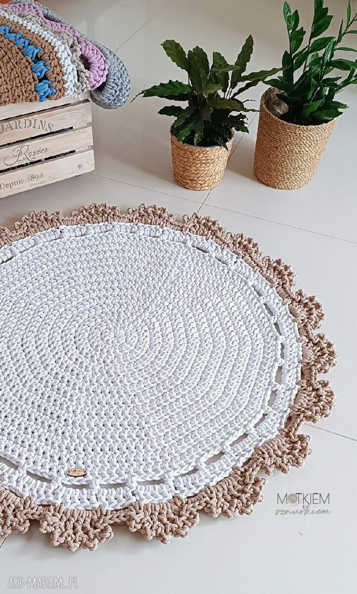 Dywan ze sznurka okrągły 80 cm z koronką