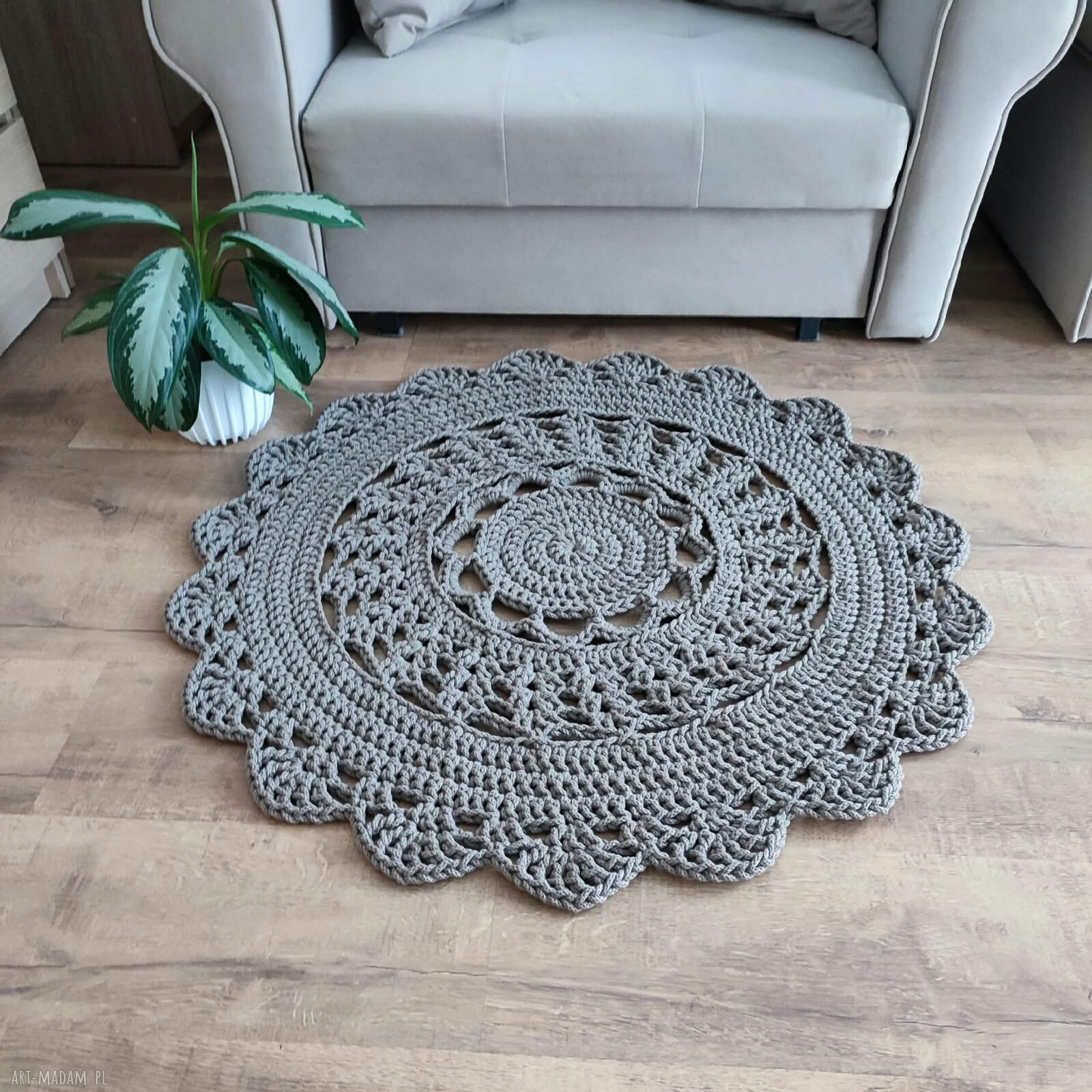 Okrągły dywan ze sznurka bawełnianego - szydełkowy, 90 cm