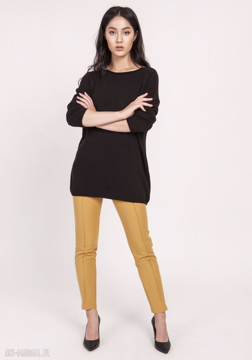 Dzianinowa bluzka-sweater handmade, czarna LANTI - dekolt w łódkę