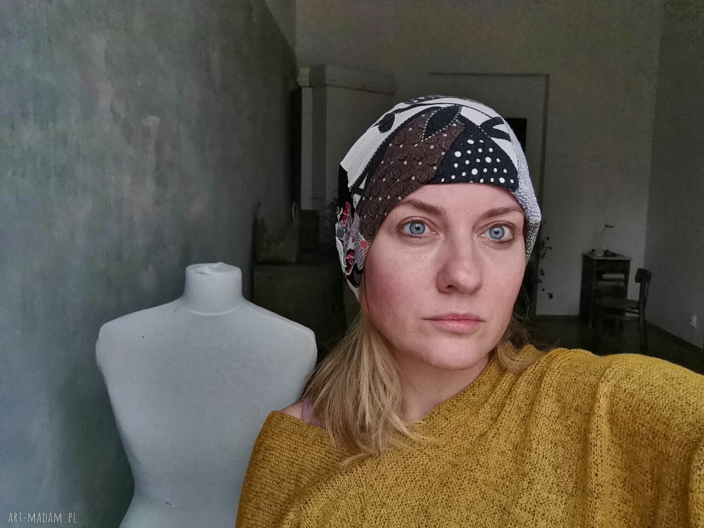 Czapka dzianinowa na podszewce, rozmiar uniwersalny - folk boho patchwork