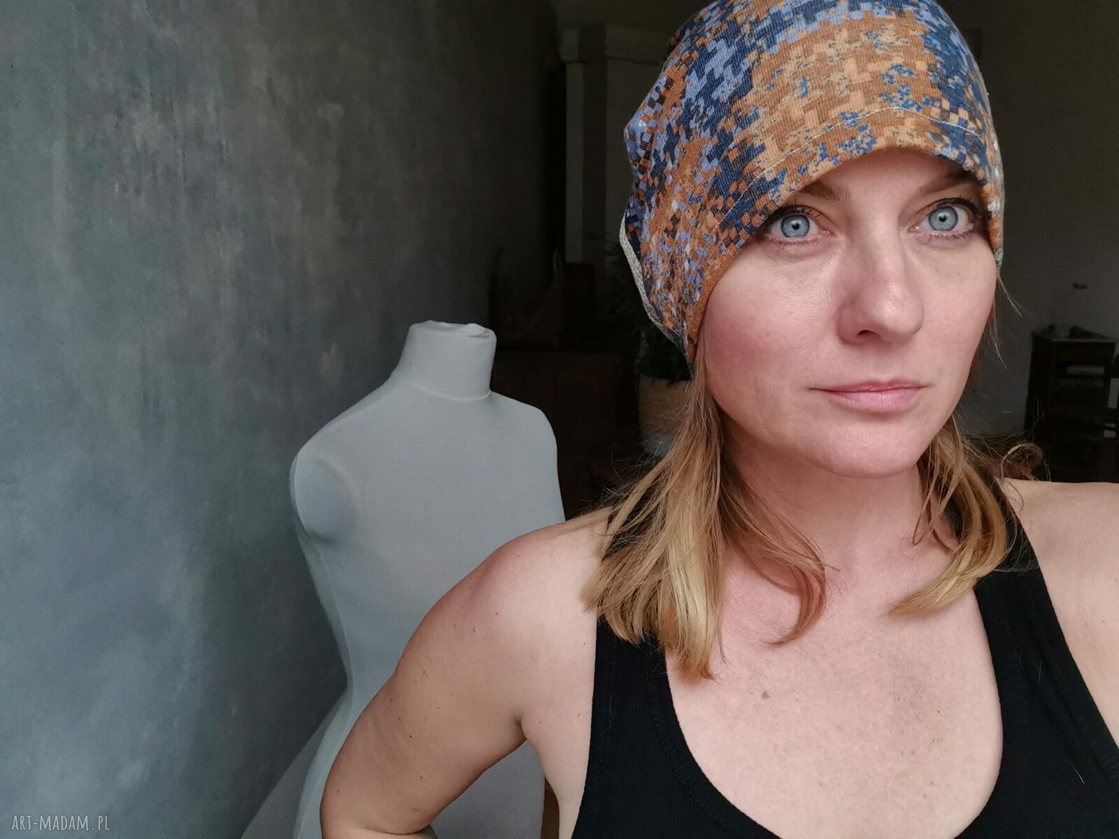 Ręcznie dziana czapka Boho we wzory na podszewce - rozmiar uniwersalny