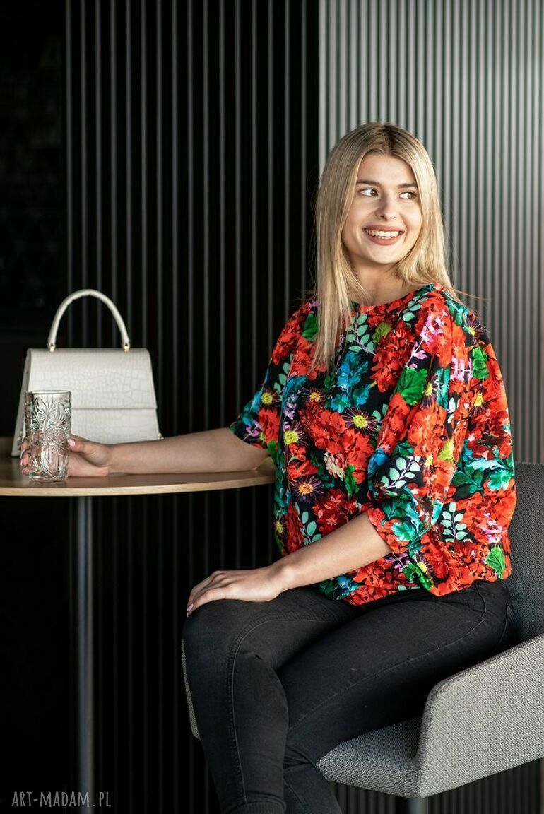 bluzki: Dzianinowa kolorowa bluzka nietoperz uniwersalna hand made