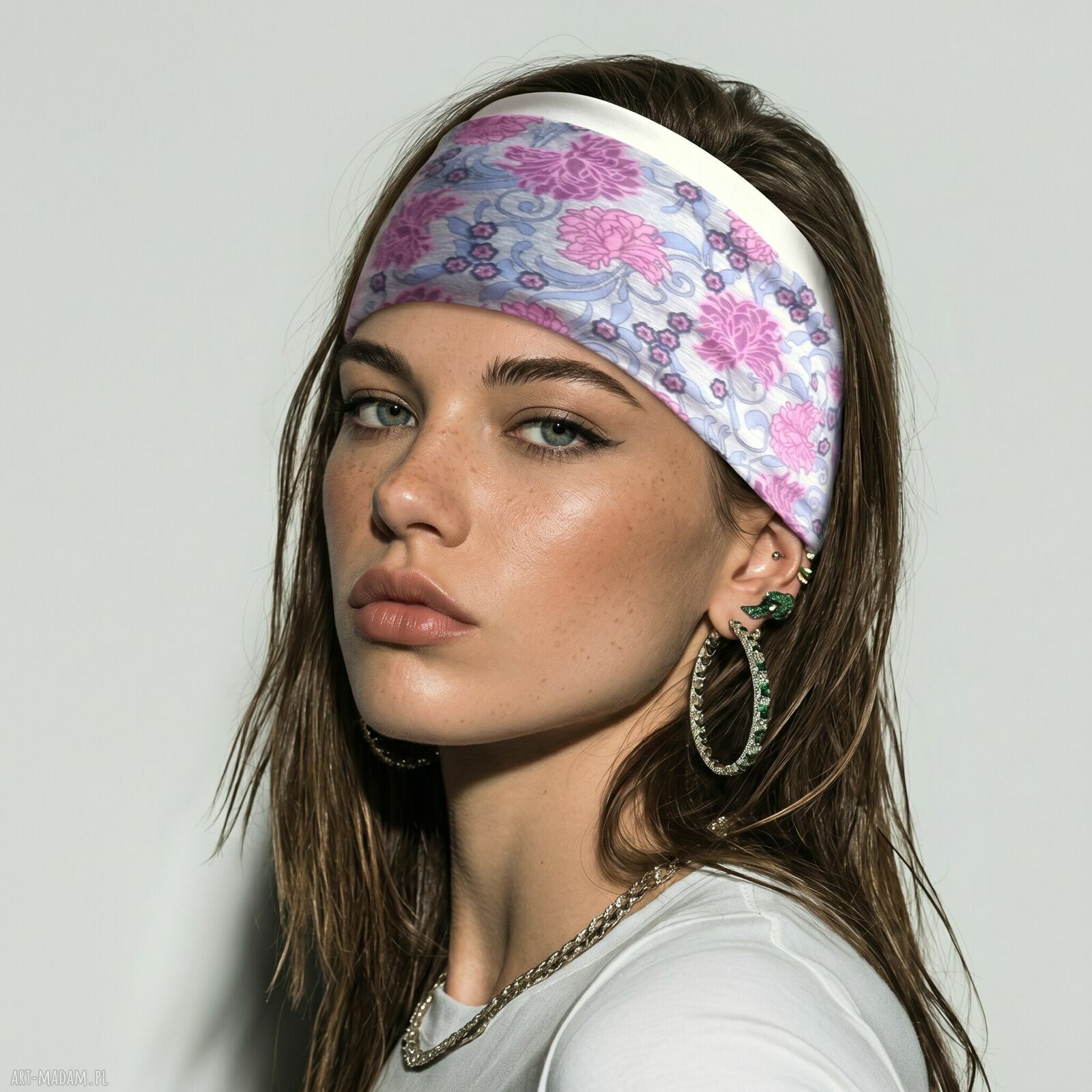 Miękka opaska dzianinowa na podszewce - boho w kwiaty do codziennych stylizacji